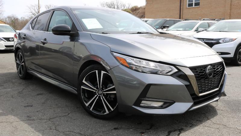 Nissan Sentra SR CVT 2021