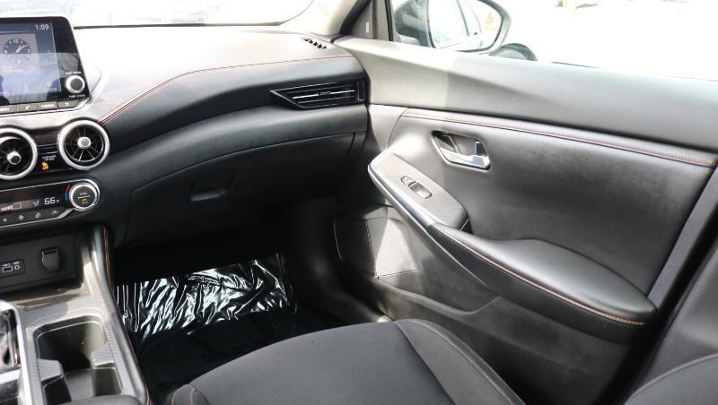 Nissan Sentra SR CVT 2021