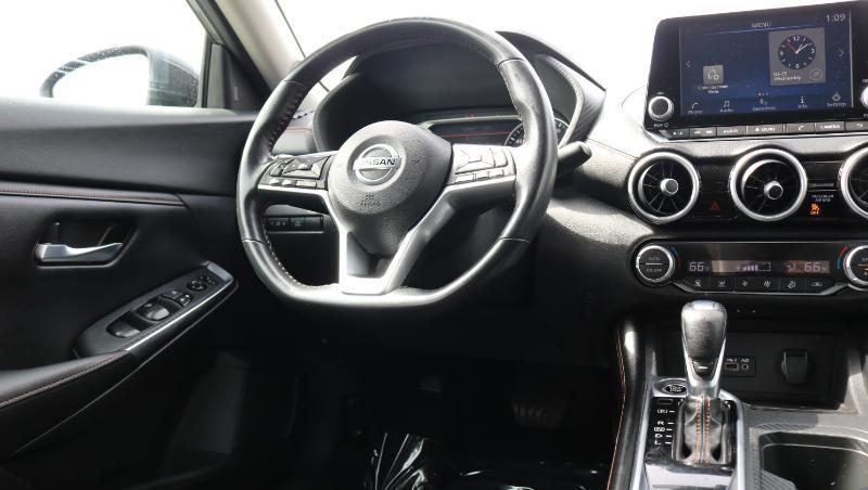 Nissan Sentra SR CVT 2021