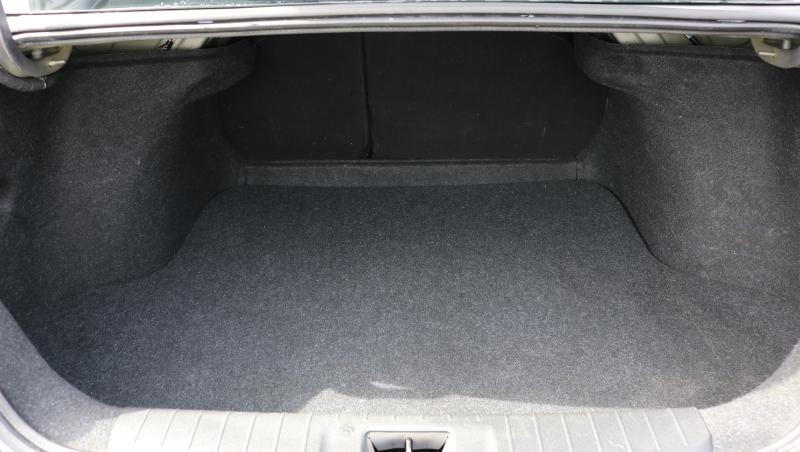 Nissan Sentra SR CVT 2021