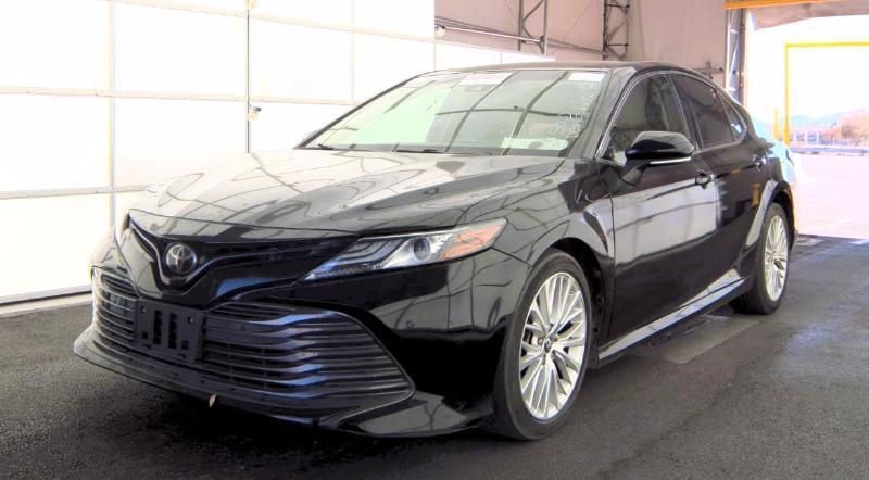 Toyota Camry XLE Auto (Natl) 2018