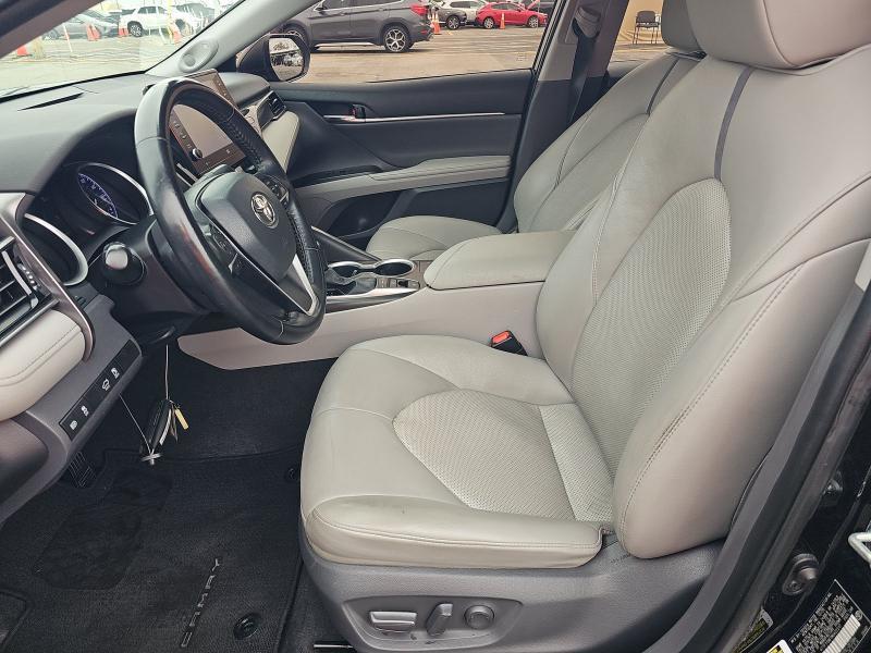 Toyota Camry XLE Auto (Natl) 2018