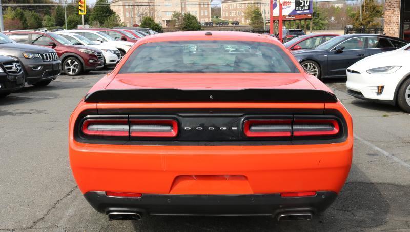 Dodge Challenger R/T RWD 2020
