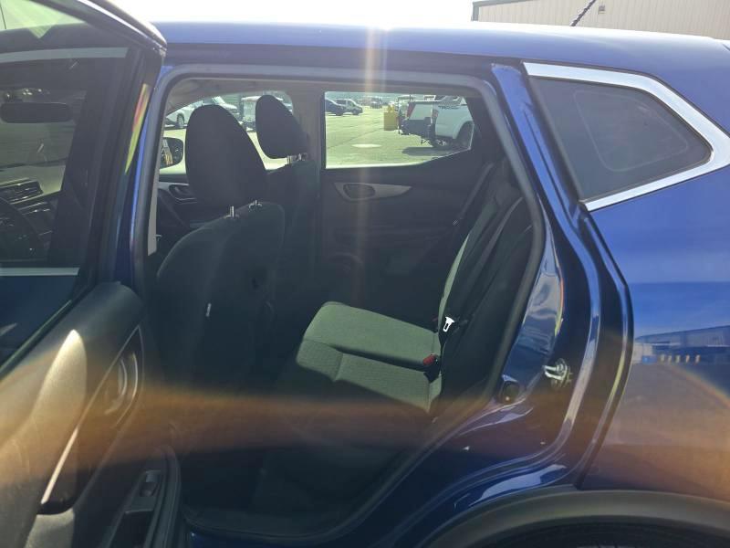 Nissan Rogue Sport FWD S 2018