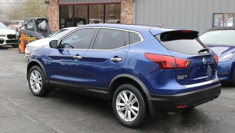 Nissan Rogue Sport FWD S 2018