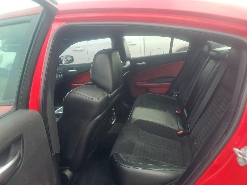 Dodge Charger 4dr Sdn R/T Scat Pack RWD 2016