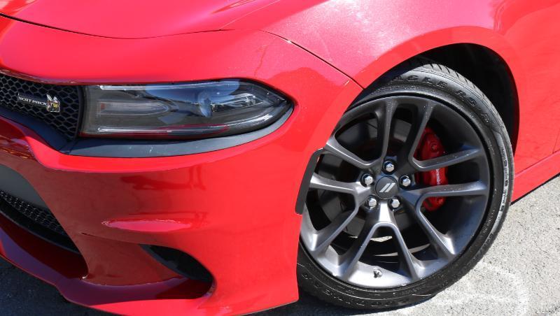 Dodge Charger 4dr Sdn R/T Scat Pack RWD 2016