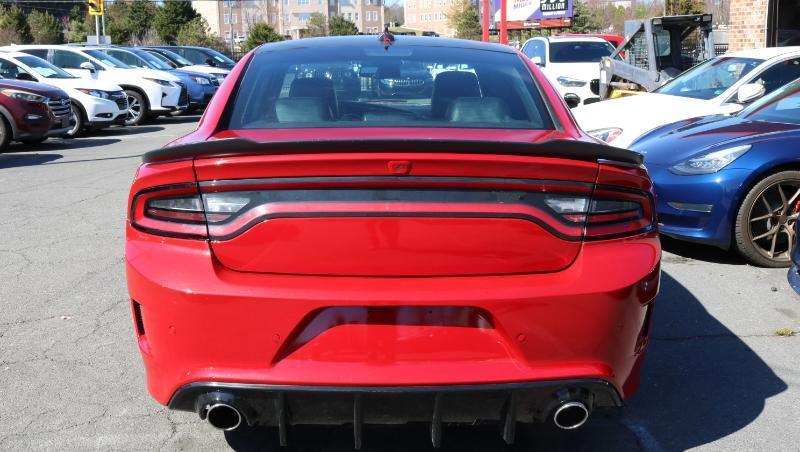 Dodge Charger 4dr Sdn R/T Scat Pack RWD 2016