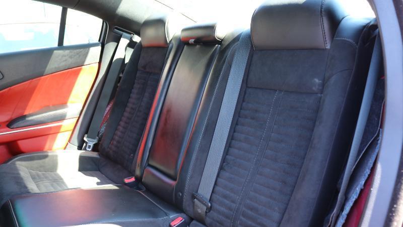 Dodge Charger 4dr Sdn R/T Scat Pack RWD 2016