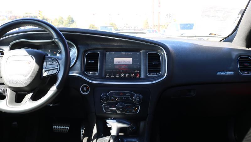 Dodge Charger 4dr Sdn R/T Scat Pack RWD 2016