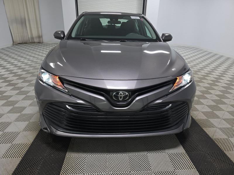 Toyota Camry LE Auto (Natl) 2020