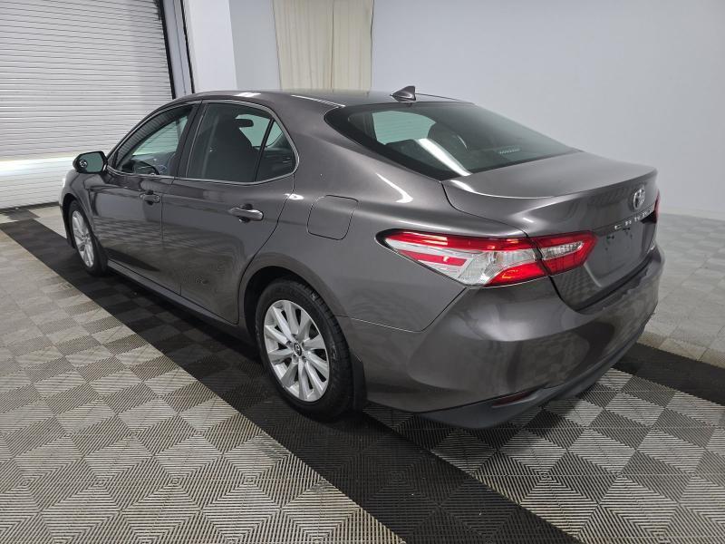 Toyota Camry LE Auto (Natl) 2020