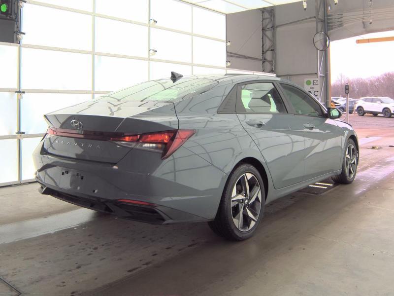 Hyundai Elantra SEL IVT 2023