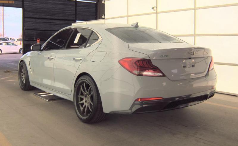 Genesis G70 2.0T Sport RWD 2019