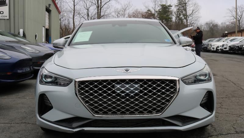 Genesis G70 2.0T Sport RWD 2019