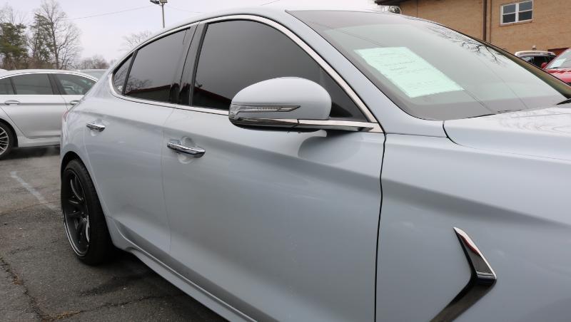 Genesis G70 2.0T Sport RWD 2019