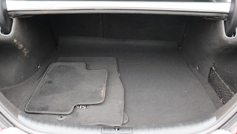 Genesis G70 2.0T Sport RWD 2019