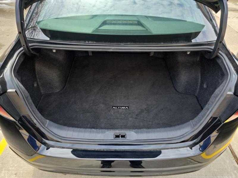 Nissan Altima 2.5 SV Sedan 2024