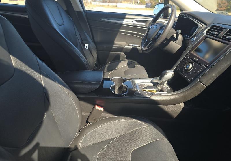 Ford Fusion Energi Titanium FWD 2018