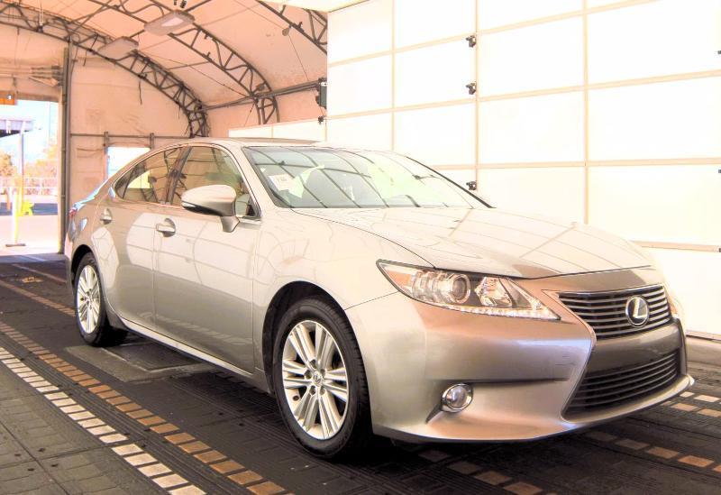 Lexus ES 350 4dr Sdn 2015
