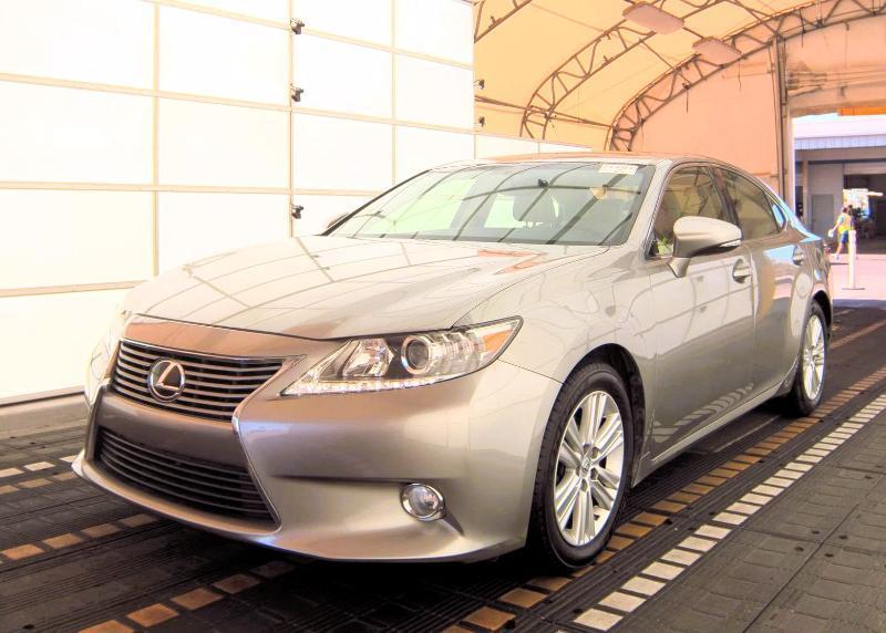 Lexus ES 350 4dr Sdn 2015