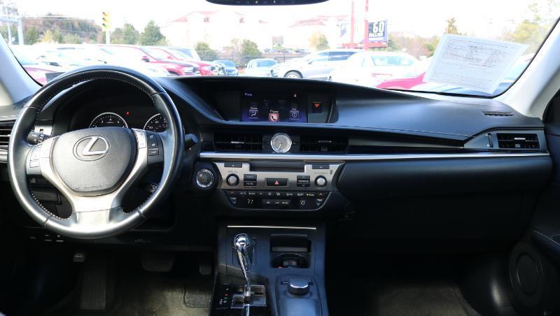 Lexus ES 350 4dr Sdn 2015