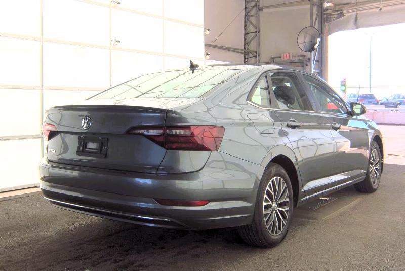 Volkswagen Jetta R-Line Auto 2021