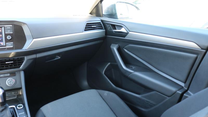 Volkswagen Jetta R-Line Auto 2021