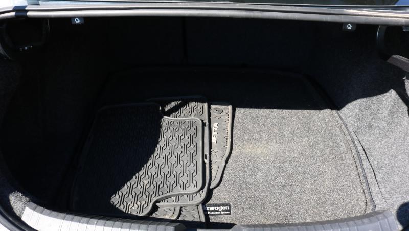 Volkswagen Jetta R-Line Auto 2021