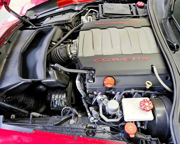 Chevrolet Corvette 2dr Stingray Cpe w/3LT 2015