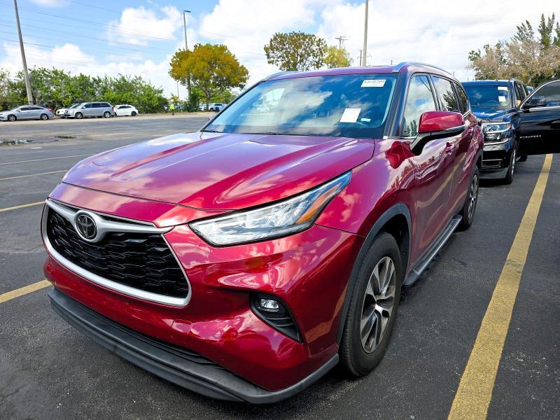 Toyota Highlander XLE FWD (Natl) 2020