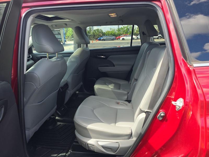 Toyota Highlander XLE FWD (Natl) 2020