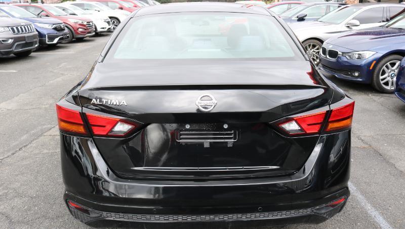 Nissan Altima 2.5 S Sedan 2022