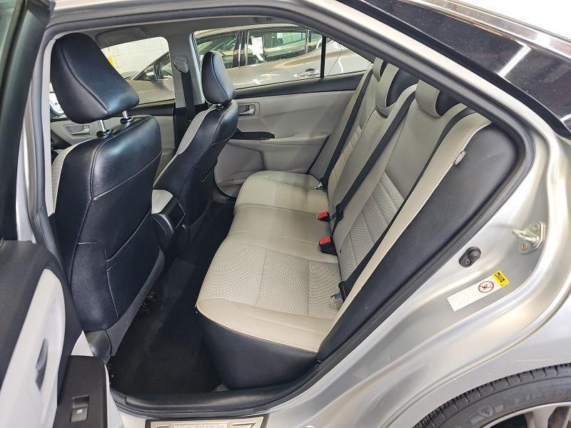 Toyota Camry SE Auto (Natl) 2017