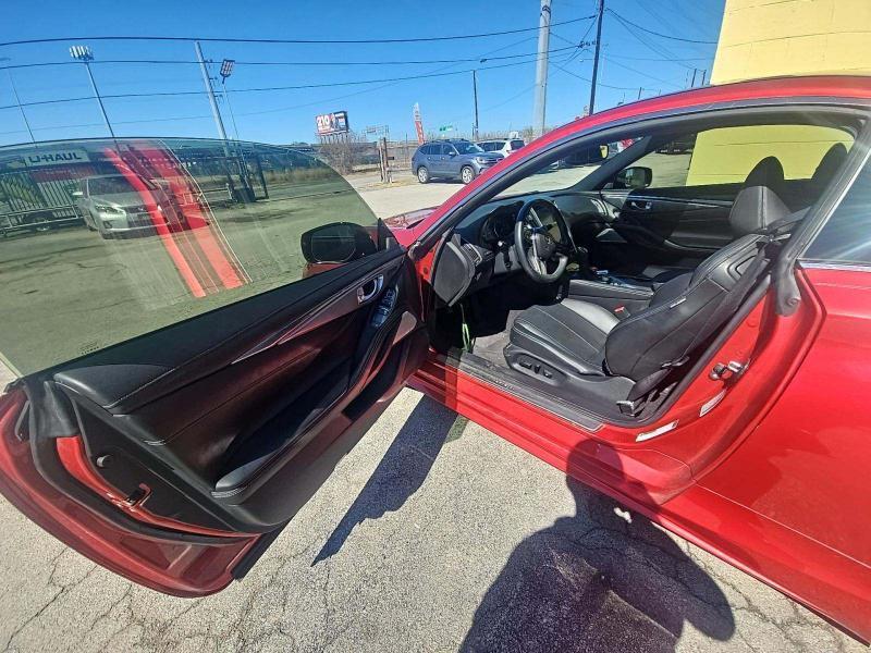 Infiniti Q60 LUXE AWD 2022