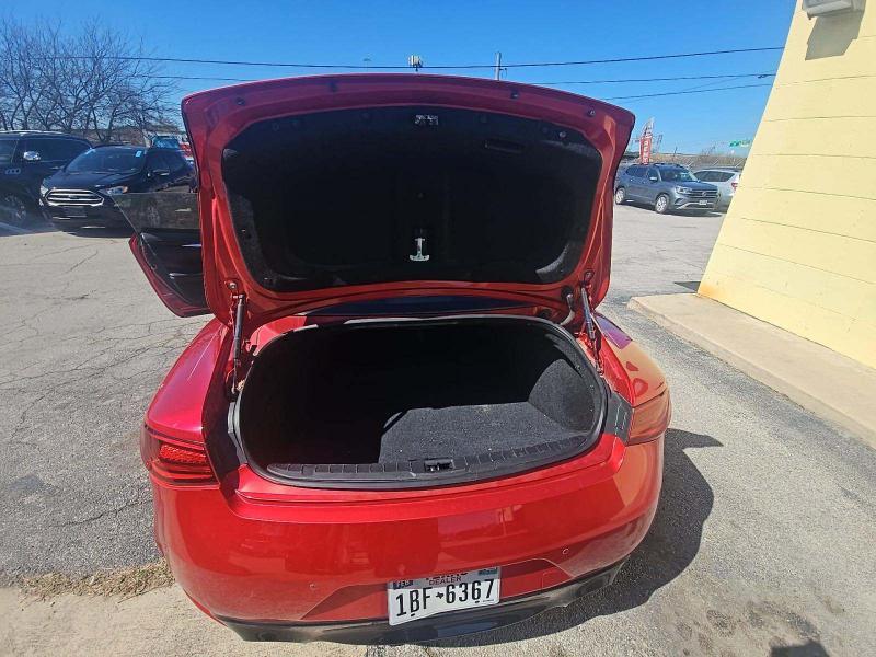 Infiniti Q60 LUXE AWD 2022