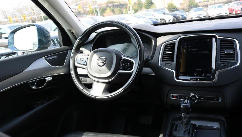 Volvo XC90 T5 AWD Momentum 7P 2021