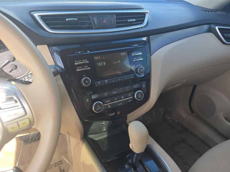 Nissan Rogue FWD 4dr SV 2015