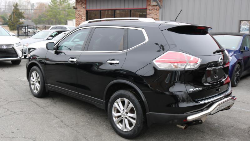 Nissan Rogue FWD 4dr SV 2015