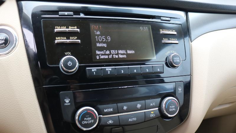 Nissan Rogue FWD 4dr SV 2015