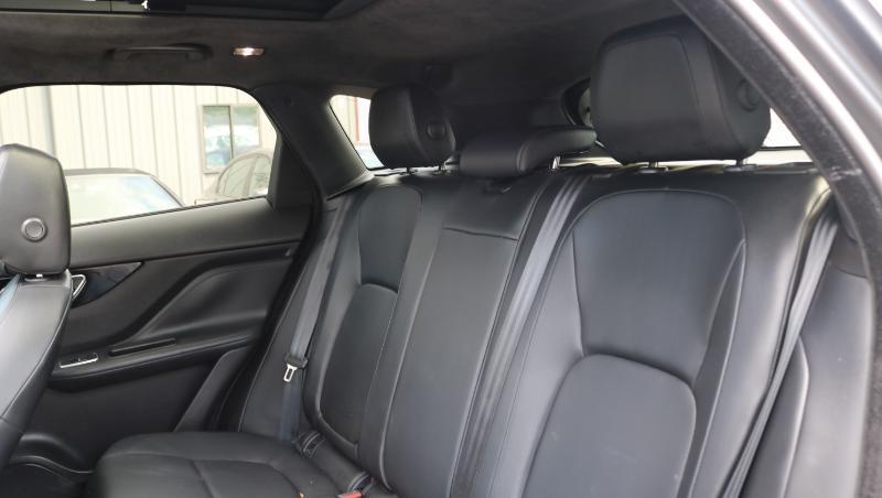 Jaguar F-Pace 25t Premium AWD 2020