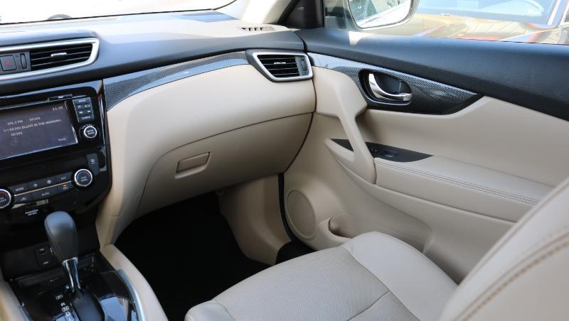 Nissan Rogue AWD 4dr SL 2016