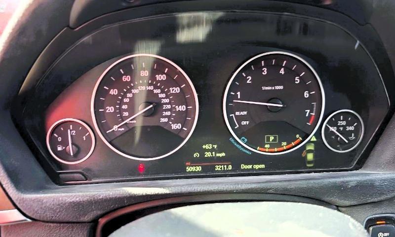 BMW 3 Series 4dr Sdn 328i xDrive AWD SULEV 2015