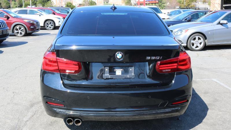 BMW 3 Series 330i Sedan 2018