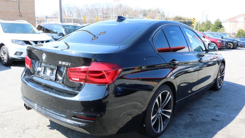 BMW 3 Series 330i Sedan 2018