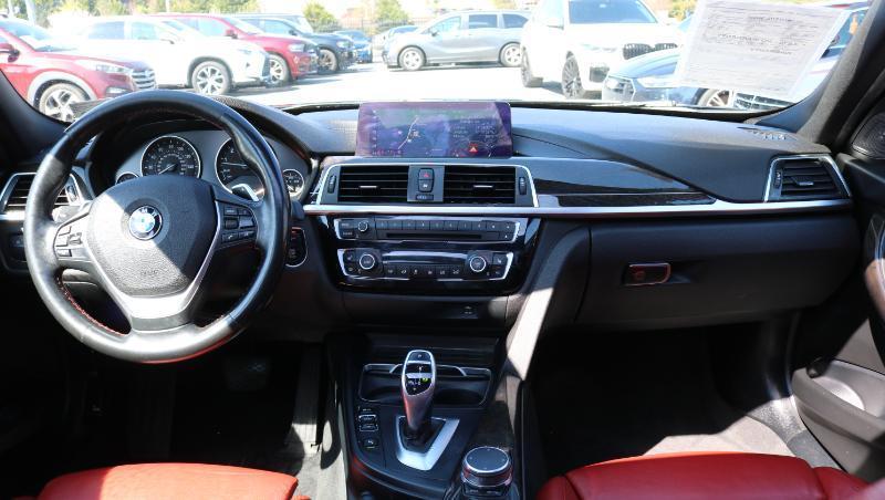 BMW 3 Series 330i Sedan 2018