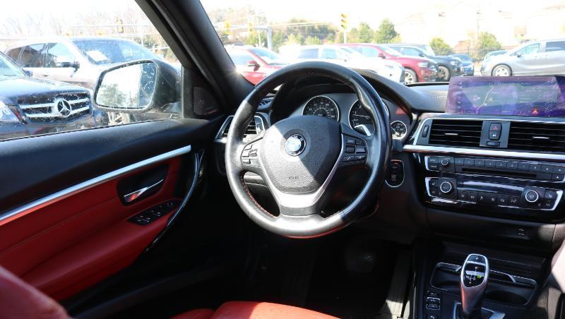 BMW 3 Series 330i Sedan 2018