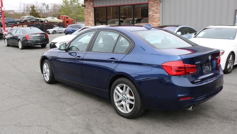 BMW 3 Series 320i xDrive Sedan 2018