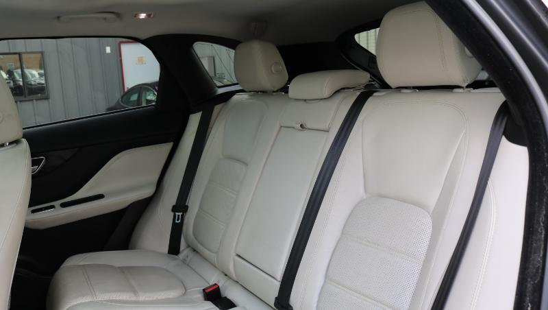 Jaguar F-Pace 25t Prestige AWD 2018