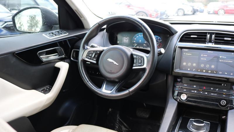 Jaguar F-Pace 25t Prestige AWD 2018